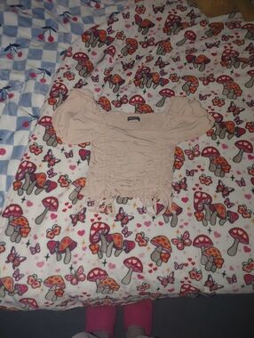 Smocked Puff-Sleeve Crop Top - Beige